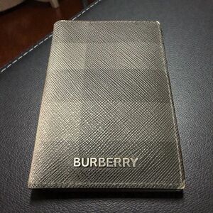 Burberry Check Folding Card Case (A174)